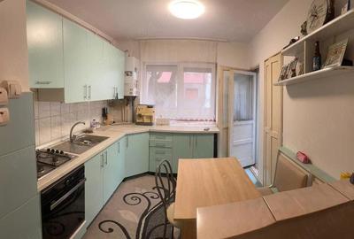 Apartament cu 2 camere semidecomandat în Micro 16 - 3