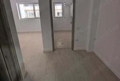 Garsoniera langa Metrou, pe parter, pentru birou, sau locuit cu mobila dvs - 2