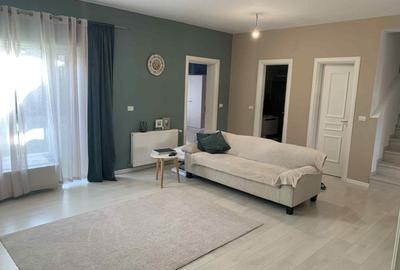 Duplex cu 4 camere cu Teren 250 Mp în Vladimirescu - 2