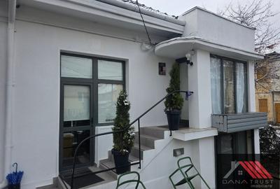 Spațiu comercial, de 78 mp, în Complex Studențesc - 5