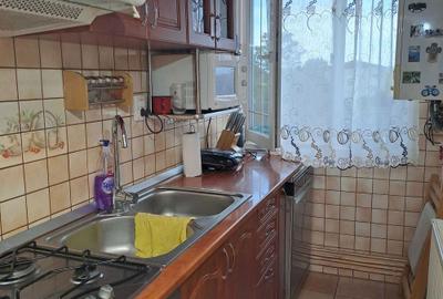 Apartament cu 2 camere nedecomandat în 14 Mai - 1