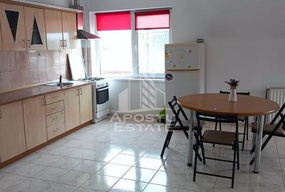 Apartament cu 3 camere decomandat în Grădiște - 1