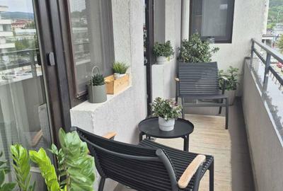 Apartament cu 3 camere decomandat în Central - 2