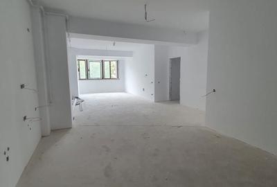 Apartament cu 3 camere în Eminescu - 20