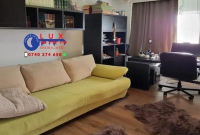 Apartament cu 3 camere decomandat în Central - 1