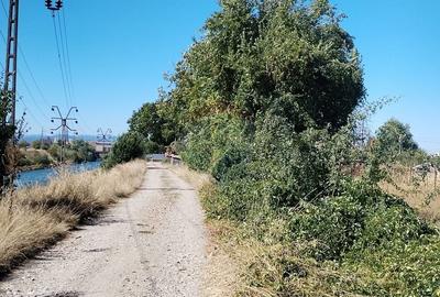 Teren agricol intravilan de 1035 mp, în Nord - 2