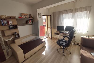 Garsonieră decomandată, mobilată în Metalurgiei