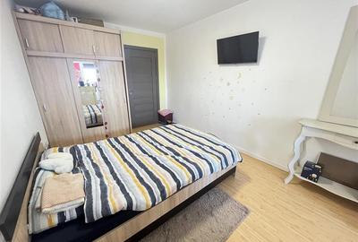 Apartament 3 camere 3 balcoane 2 bai si pivnita zona Turnisor - 7