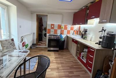 Casă cu 3 camere în Chercea - 4