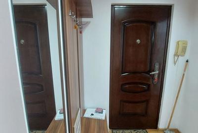 Apartament cu 3 camere decomandat în Decebal - 17
