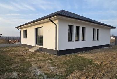 Casă cu 4 camere cu Teren 431 Mp în Central - 6