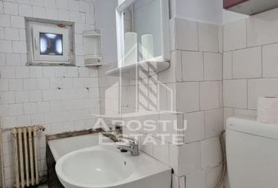 Apartament cu 4 camere, etaj intermediar, zona Dacia - 6
