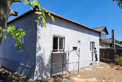 Casă cu 3 camere în Central - 1