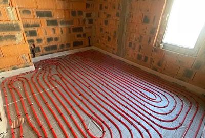 Casă cu 4 camere cu Teren 250 Mp în Prelungirea Ghencea