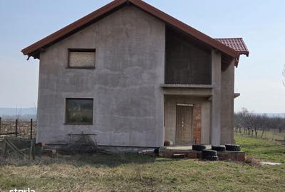 Casă cu 4 camere în Domnești-Târg - 5