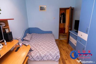 Apartament cu 3 camere decomandat în Central - 4