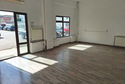 Spațiu comercial, de 140 mp, în Central - 2