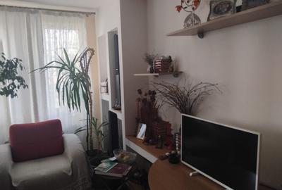 Apartament cu 3 camere circular în Far - 3