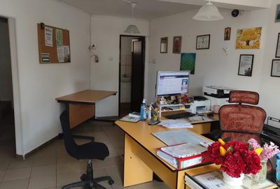 Spațiu comercial cu apartament deasupra Sacele - 2