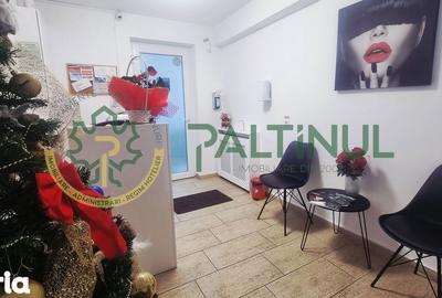 Apartament cu 6 camere în Central - 11