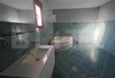 Casă cu 4 camere cu Teren 1710 Mp în Central - 15