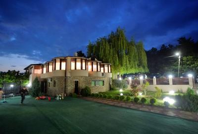 Local evenimente Targovi?te Jud. Dambovita la 70 km de Bucure?ti - 6