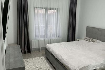 Casă cu 4 camere cu Teren 500 Mp în Mihai Eminescu
