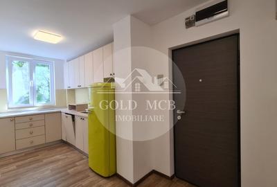 Apartament cu 4 camere decomandat în Rahova - 3