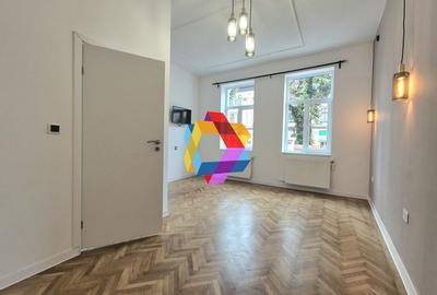 Casa de vânzare zona Centrală - 225 mp - 6