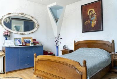 Casă cu 6 camere cu Teren 420 Mp în Central - 3