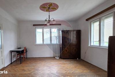 Casă cu 3 camere semidecomandat în Habic - 5