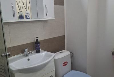 Garsonieră decomandată în Petros - 1