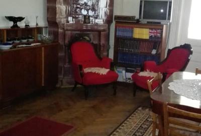 Casă cu 5 camere cu Teren 1000 Mp în Făgăraș - 1