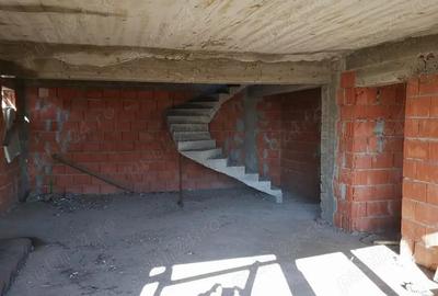 Branesti, Islaz, pret pentru toata proprietatea, doua vile tip duplex alaturate, P+1 - 2