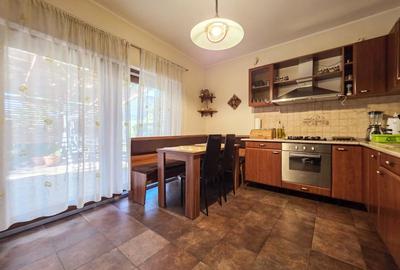 Vila de vanzare P+E cu 4 dormitoare - zona Inel 2 - spatioasa si eleganta. - 8