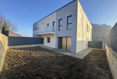 Duplex cu 5 camere cu Canalizare în Florești - 7