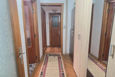 Apartament cu 3 camere decomandat, mobilat în Casa de Cultură - 7