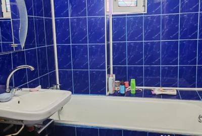 Apartament cu 3 camere decomandat în Traian - 3