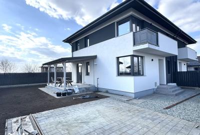 Casă cu 4 camere cu Teren 260 Mp în Miroslava - 8
