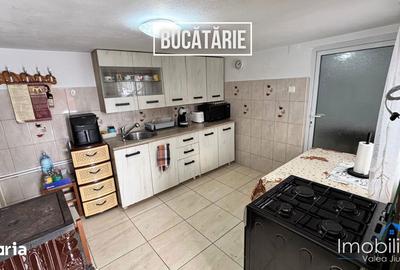 Casă cu 4 camere cu Teren 662 Mp în Sântămăria-Orlea - 6