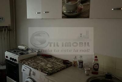 APARTAMENT 1 CAM DECOMANDAT PODU DE FIER ET 2 DIN 4 LIBER - 4
