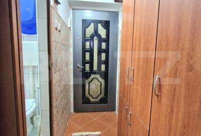 Apartament cu 2 camere, etajul 3 din 4, langa - 6