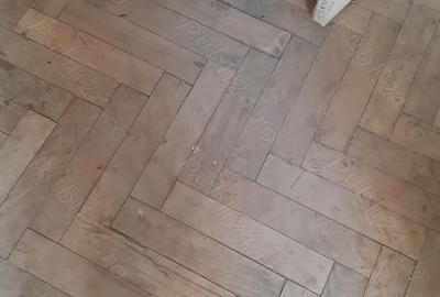 Apartament cu 3 camere semidecomandat în Central - 1