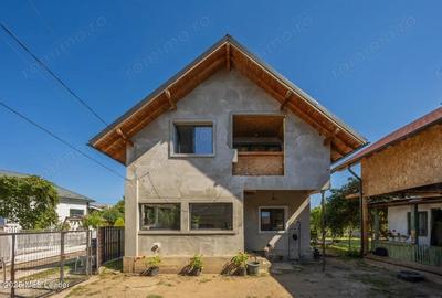 Casă cu Canalizare în Măneciu - 3