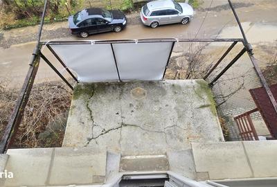 Apartament cu 3 camere semidecomandat în Central - 12