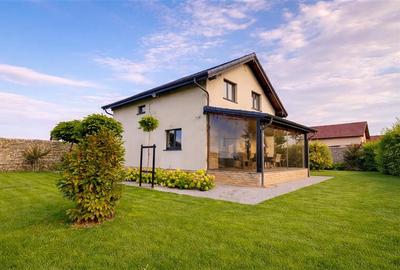 Casă individuală cu 4 camere cu Teren 1000 Mp în Exterior Est