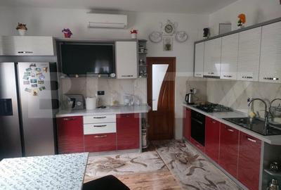 Casa cu 8 camere ,mobilata si utilata zona Marginea, Radauti - 16