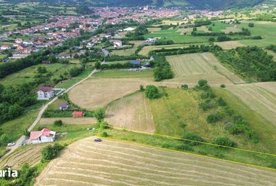 Teren de 1512 mp, în Rășinari - 2