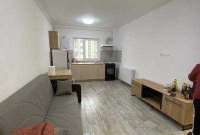 Apartament cu 2 camere semidecomandat în Runcu