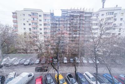 Apartament cu 3 camere semidecomandat, mobilat în Tei - 13